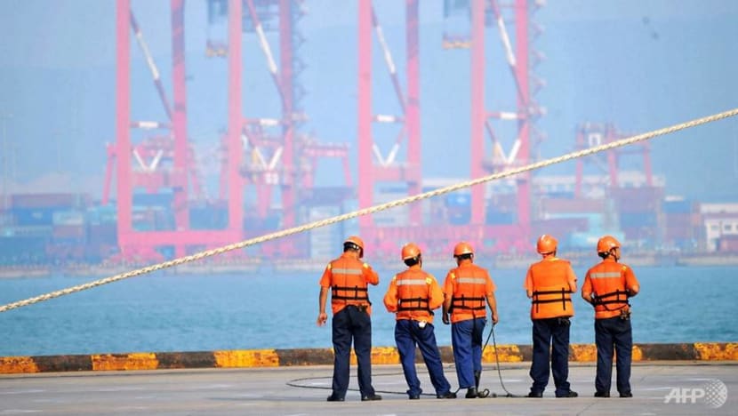 Oil spills outside China's Qingdao port after ship collision Oil spills outside China's Qingdao port after ship collision
