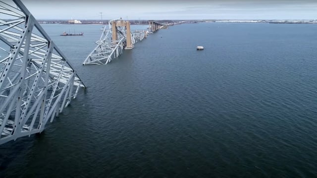 美国：巴尔的摩大桥坍塌 运输业务或长期中断