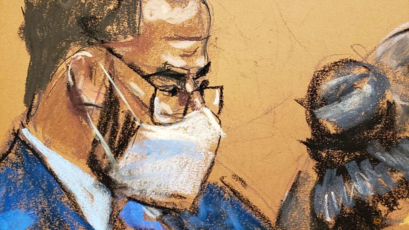 R. Kelly hid crimes in 'plain sight,' prosecutor says near end of sex trafficking trial R. Kelly hid crimes in 'plain sight,' prosecutor says near end of sex trafficking trial