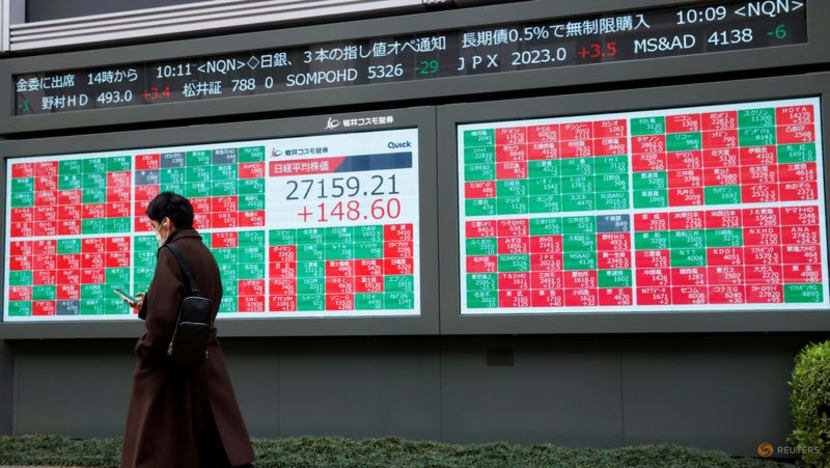 Investors hold their breath as US debt talks edge towards deal