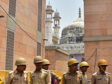 Hindu extremists target Muslim sites in India, even Taj Mahal