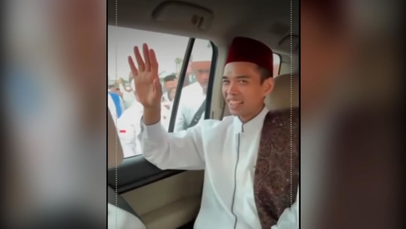 Protests at Singapore’s embassy in Jakarta, consulate-general in Medan over decision to deny entry to preacher Protests at Singapore’s embassy in Jakarta, consulate-general in Medan over decision to deny entry to preacher
