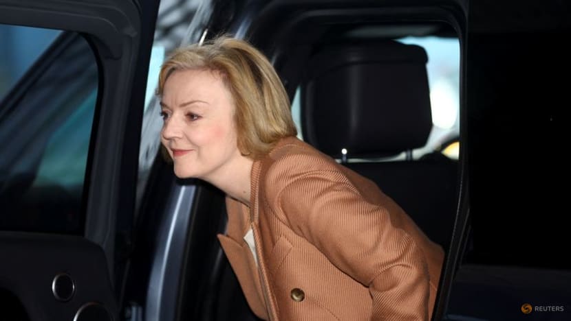 Truss faces new challenge over UK welfare payments Truss faces new challenge over UK welfare payments
