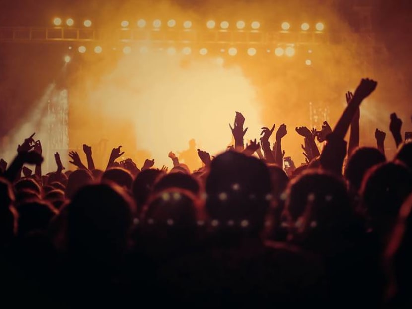 How does coronavirus spread at a concert? Germans do a test How does coronavirus spread at a concert? Germans do a test
