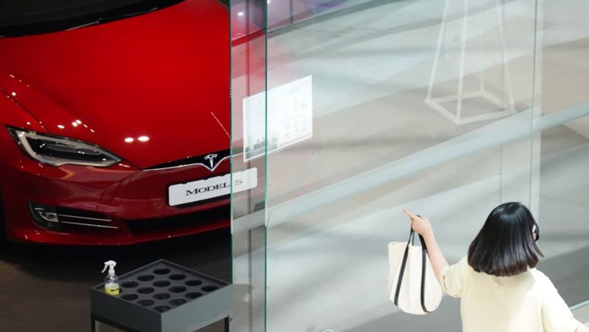 Yoon dari Korea Selatan yang eksklusif siap menawarkan keuntungan yang ‘disesuaikan’ untuk memikat gigafactory Tesla