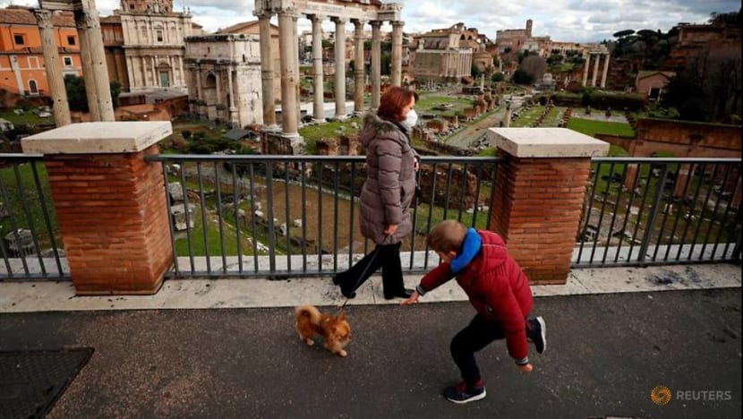 Italy reports 307 COVID-19 deaths on Saturday, 23,641 new cases Italy reports 307 COVID-19 deaths on Saturday, 23,641 new cases
