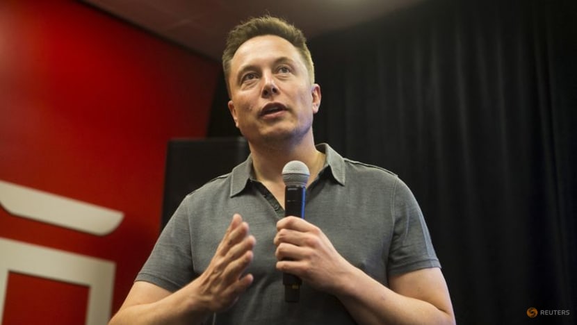 Musk says Twitter saw revenue slump as activist groups pressured advertisers Musk says Twitter saw revenue slump as activist groups pressured advertisers
