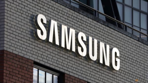 Samsung profit likely lowest in more than 14 years as chip glut persists - Vimarsana News
