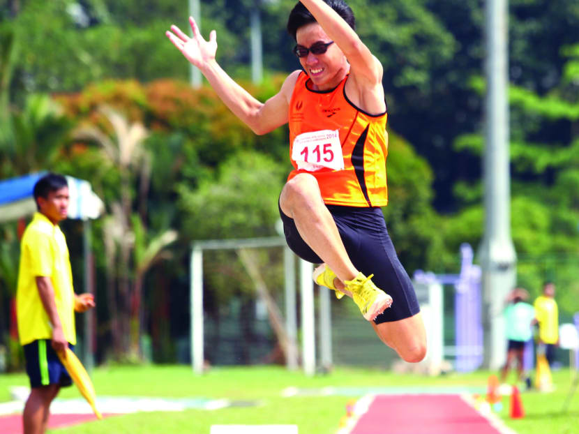 B Div 200m: Sports School's Eugenia Tan wins title in record