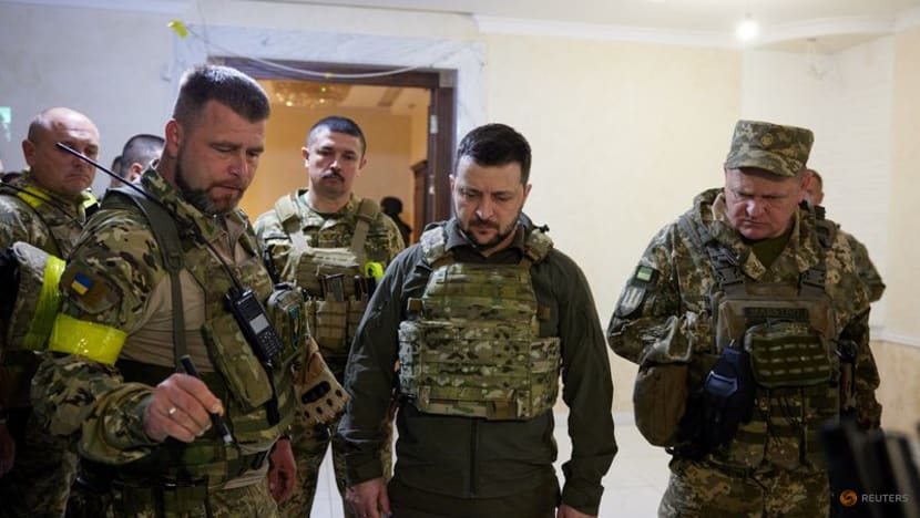 Ukraine's Zelenskyy visits frontline in first official appearance outside Kyiv since invasion Ukraine's Zelenskyy visits frontline in first official appearance outside Kyiv since invasion