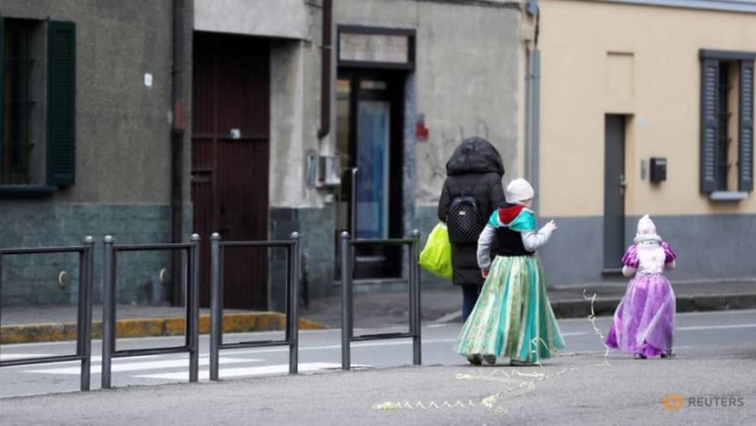 Italy closes schools as COVID-19 death toll hits 107 Italy closes schools as COVID-19 death toll hits 107