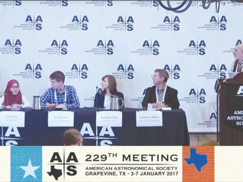 Nur Adlyka Ainul Annuar (second left) answers questions at the press conference at the American Astronomical Society (AAS) meeting. Photo: AAS