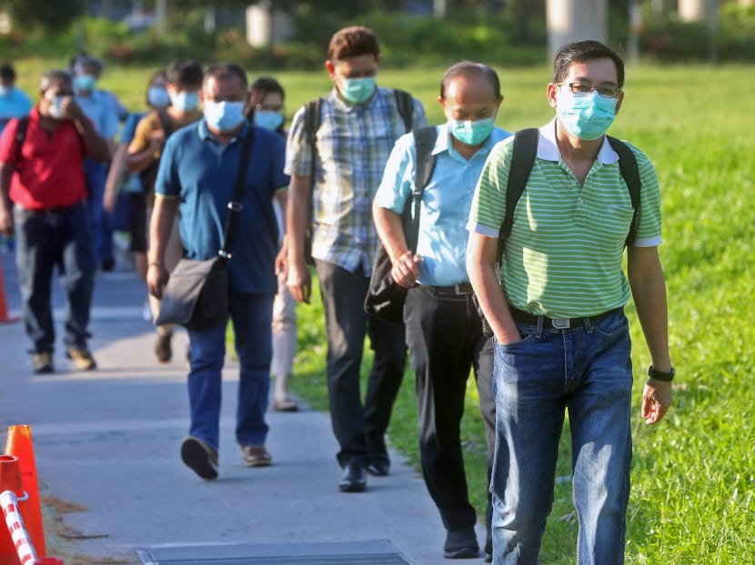 Covid-19 patients most infectious in 1st week of illness, but odds of transmission significantly reduced after 2nd week: S’pore study Covid-19 patients most infectious in 1st week of illness, but odds of transmission significantly reduced after 2nd week: S’pore study