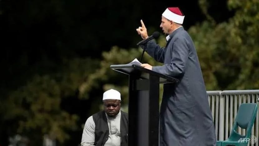 New Zealand tidak dapat 'dipecahbelahkan': petikan khutbah Jumaat imam Masjid Al Noor