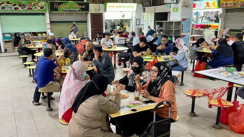 Pusat Penjaja Geylang Serai kembali 'sesak' pada hujung minggu pertama VDS Pusat Penjaja Geylang Serai kembali 'sesak' pada hujung minggu pertama VDS