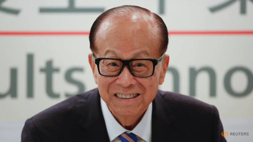 Hong Kong tycoon Li Ka-shing urges love, not violence, in first protest comments