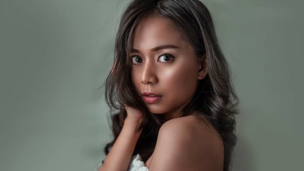 The Big Problem Of Finding Makeup For Darker Asian Skin Tones And How To Fix It Cna Lifestyle - Skin Tone Makeup Test