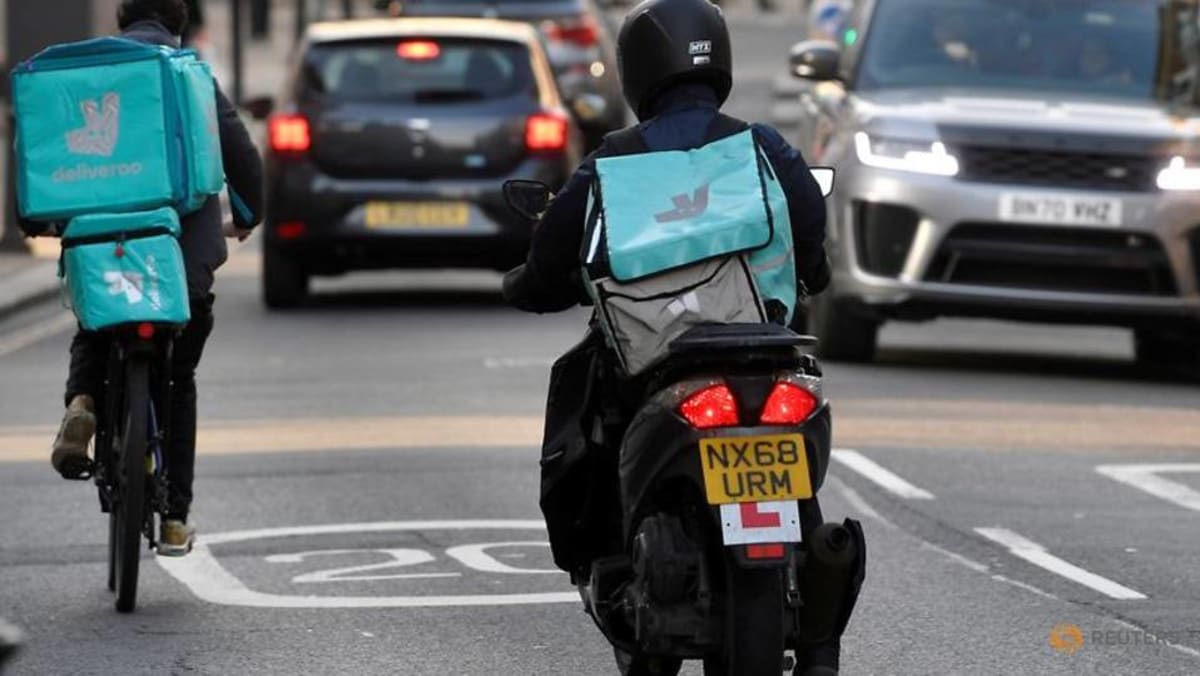 Uber under pressure on UK minimum wage in test of gig economy - CNA