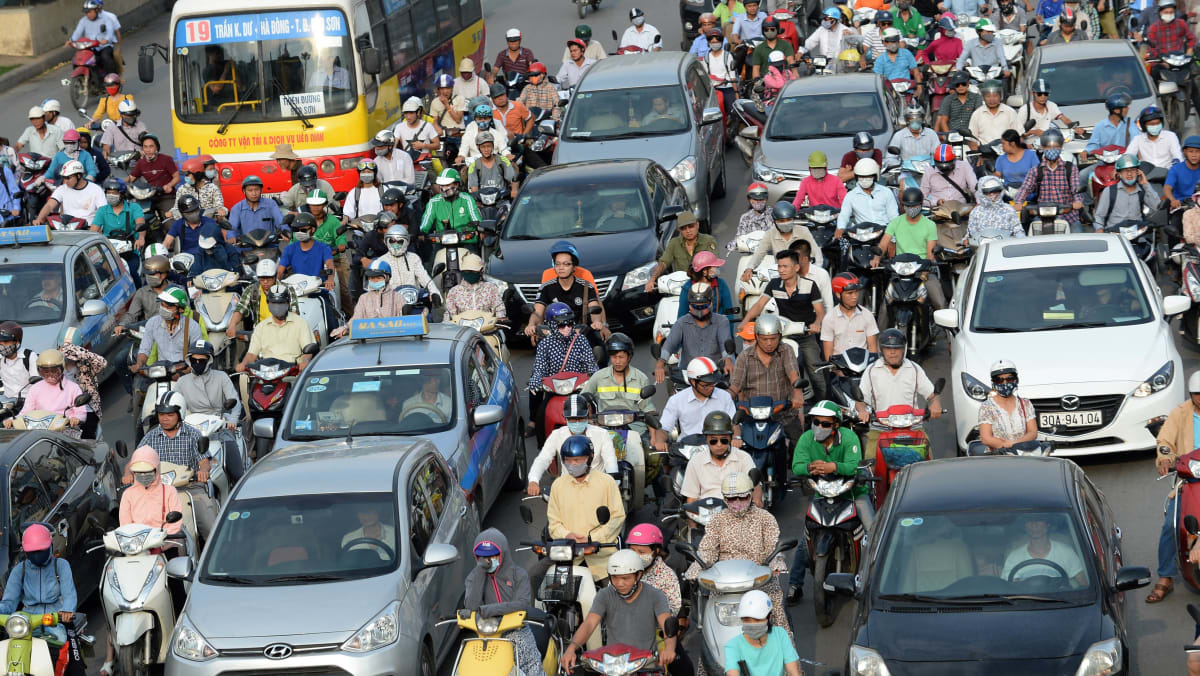 Hanoi to ban motorbikes by 2030 to curb pollution traffic TODAY