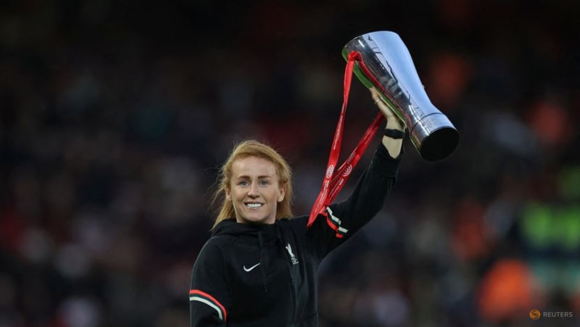 Northern Ireland can reach Euro 2022 knockout stage, says midfielder Furness Northern Ireland can reach Euro 2022 knockout stage, says midfielder Furness