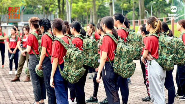 女子军训体验营时隔三年后复办 31名年轻女性体验“当兵”