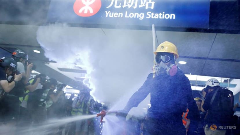Hong Kong protesters clash with police at Yuen Long MTR station Hong Kong protesters clash with police at Yuen Long MTR station