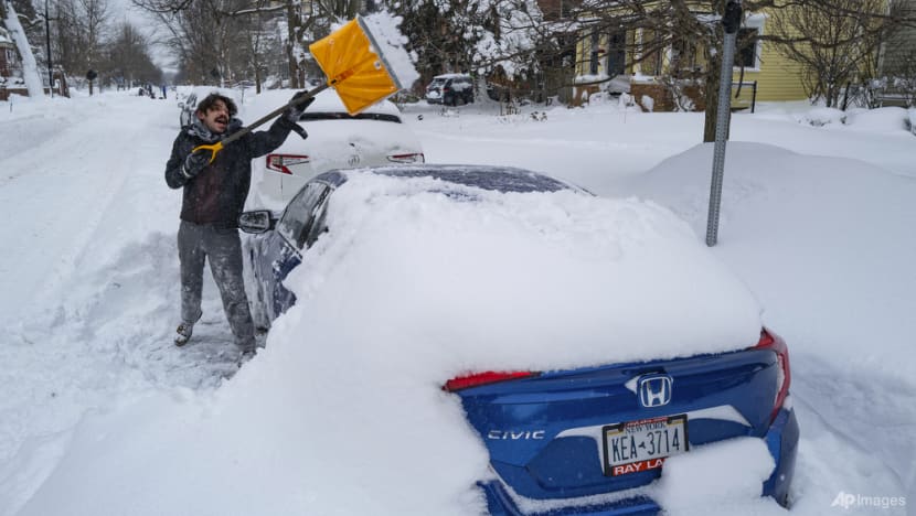 How a blizzard stunned even winter-wise Buffalo How a blizzard stunned even winter-wise Buffalo