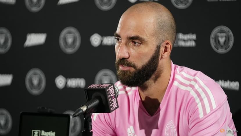 Argentine Higuain to retire at the end of the MLS season Argentine Higuain to retire at the end of the MLS season