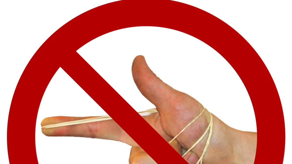 Man fined S300 for littering, after shooting two rubber bands onto