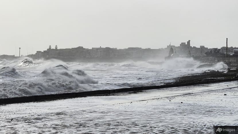 India, Pakistan brace for severe cyclone, deploy rescuers to coastal regions