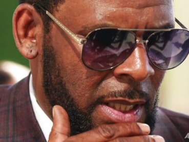 Jury of 7 men, 5 women to hear R Kelly sex trafficking case