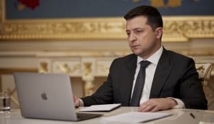 Ukraine leader praises 'constructive' Paris talks with Russia 