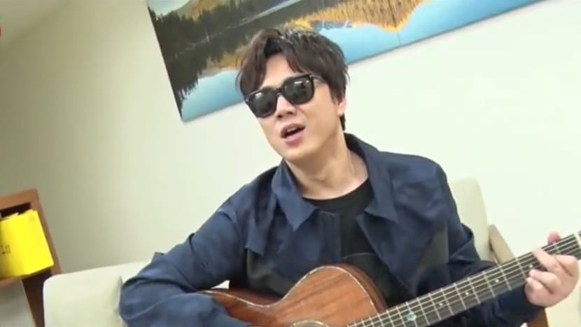 Visually Impaired Taiwanese Singer Hsiao Huang-Chi Says He Picks Property By Smelling Them
