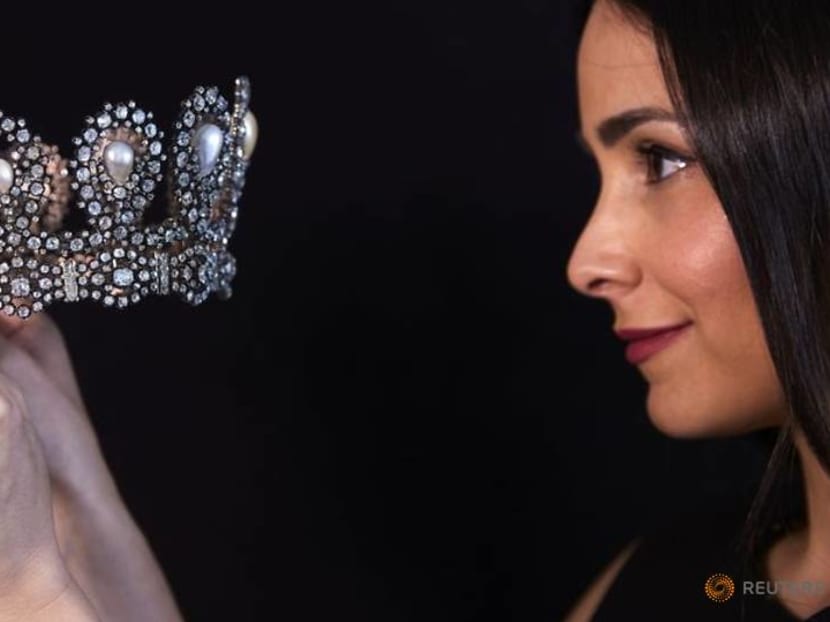 Italian tiara, Kashmir sapphire to feature at Sotheby's auction Italian tiara, Kashmir sapphire to feature at Sotheby's auction