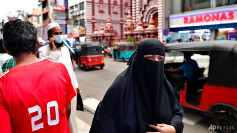 Sri Lanka to ban burqas, close more than 1,000 Islamic schools