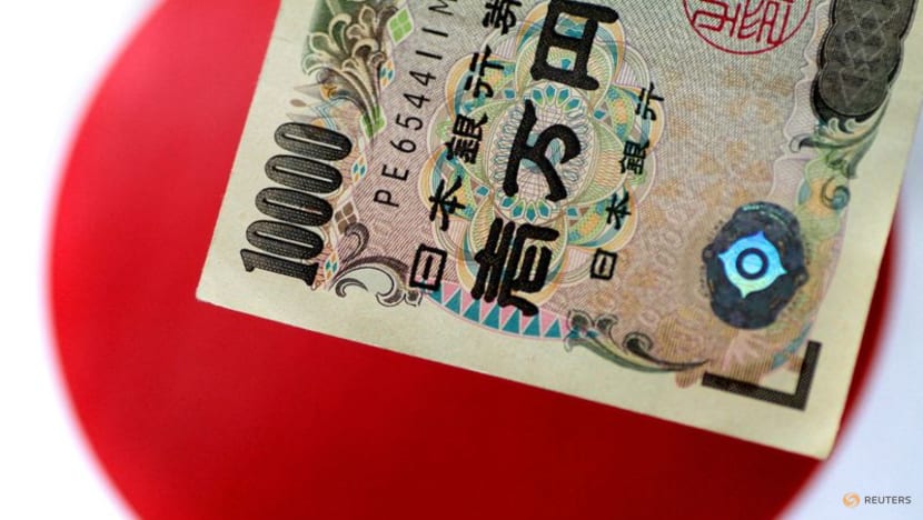 Same-old, same-old, Japan sticks to forex stance even as yen slide steepens