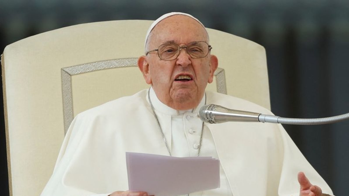 Pope Francis urges faithful to pray every day for peace in Ukraine, MidEast