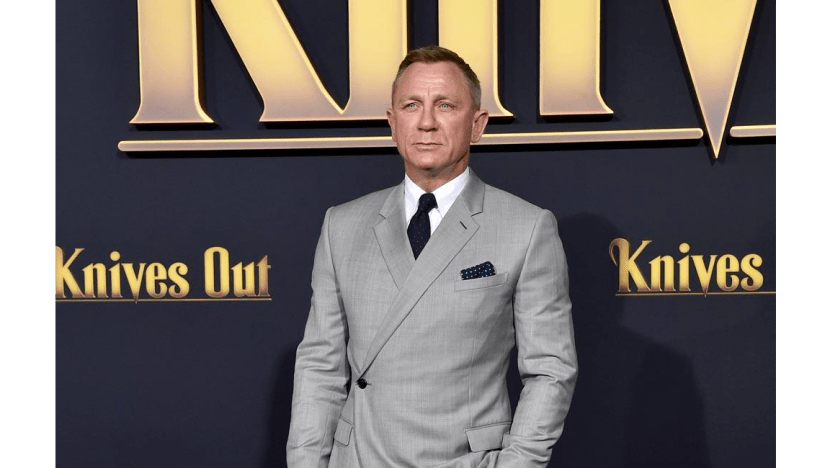 Daniel Craig Maintains His James Bond Bod With Kimchi, Turmeric & Black Coffee For Breakfast