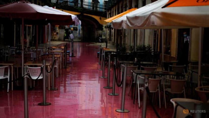 Portugal expands COVID-19 curfew and weekend lockdown to more areas Portugal expands COVID-19 curfew and weekend lockdown to more areas
