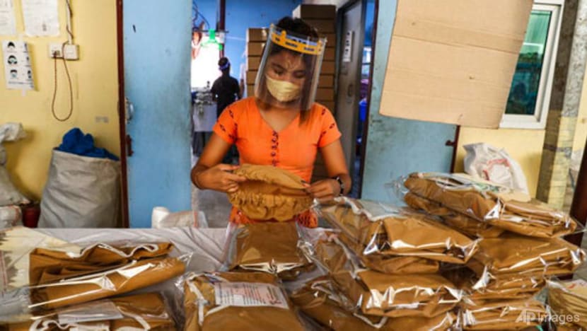 ILO says garment industry should do more to help workers hit by COVID-19 pandemic ILO says garment industry should do more to help workers hit by COVID-19 pandemic