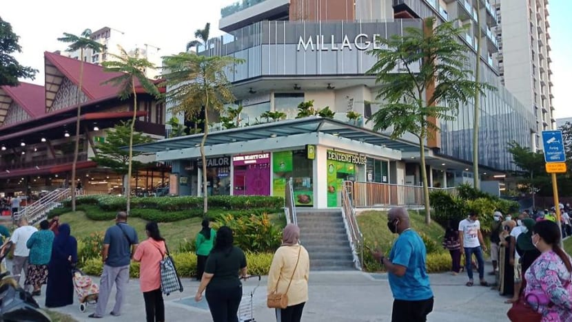 More than 10 repeat offenders to be fined S$1,000 for breaching COVID-19 safe distancing measures: Masagos More than 10 repeat offenders to be fined S$1,000 for breaching COVID-19 safe distancing measures: Masagos