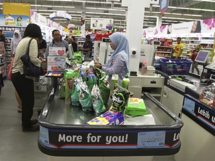 Shoppers at a supermarket in Malaysia. Photo: Malay Mail Online