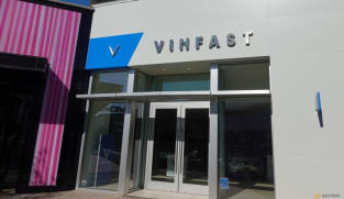 US DFC considers $500 million loan to Vietnamese EV maker VinFast 