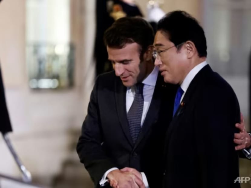 Japanese Prime Minister Fumio Kishida (right) is on his first visit to France since taking office.