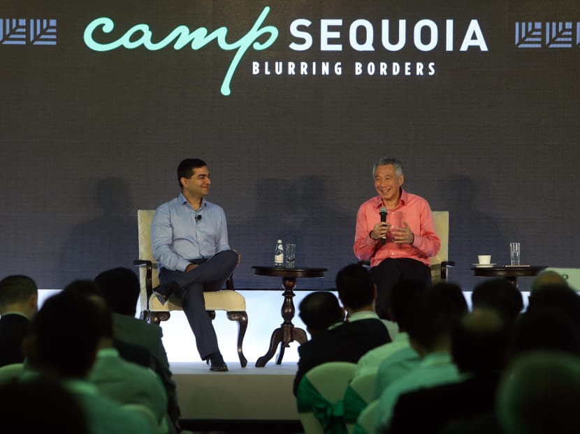 (L-R) Mr Shailendra Singh, Managing Director, Sequoia Capital India and PM Lee Hsien Loong. PHOTO: MCI
