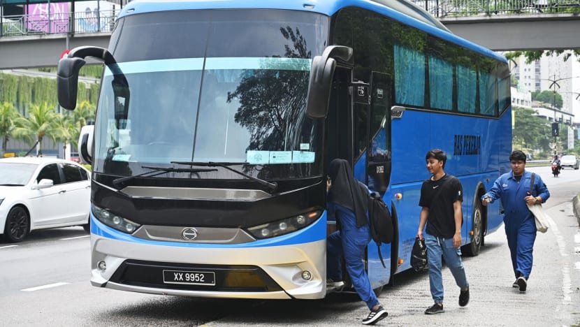 travel bus government