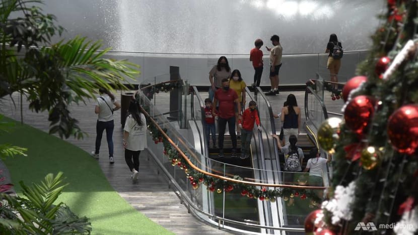 Jewel Changi Airport, Terminals 1 and 3 to be closed to public as COVID-19 testing continues Jewel Changi Airport, Terminals 1 and 3 to be closed to public as COVID-19 testing continues