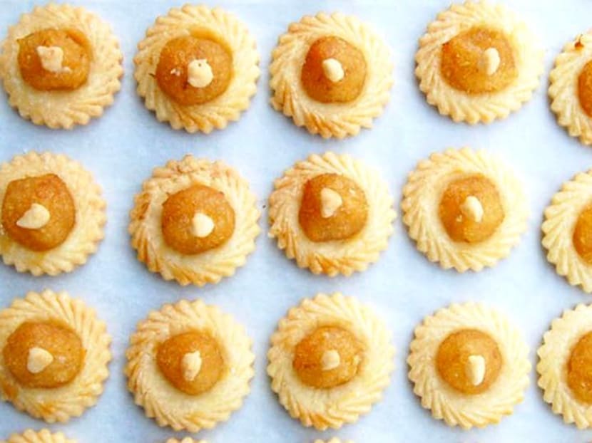 How many calories are lurking in your Chinese New Year snacks? How many calories are lurking in your Chinese New Year snacks?