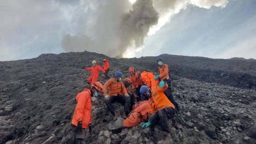 20231204 afp indonesia volcano