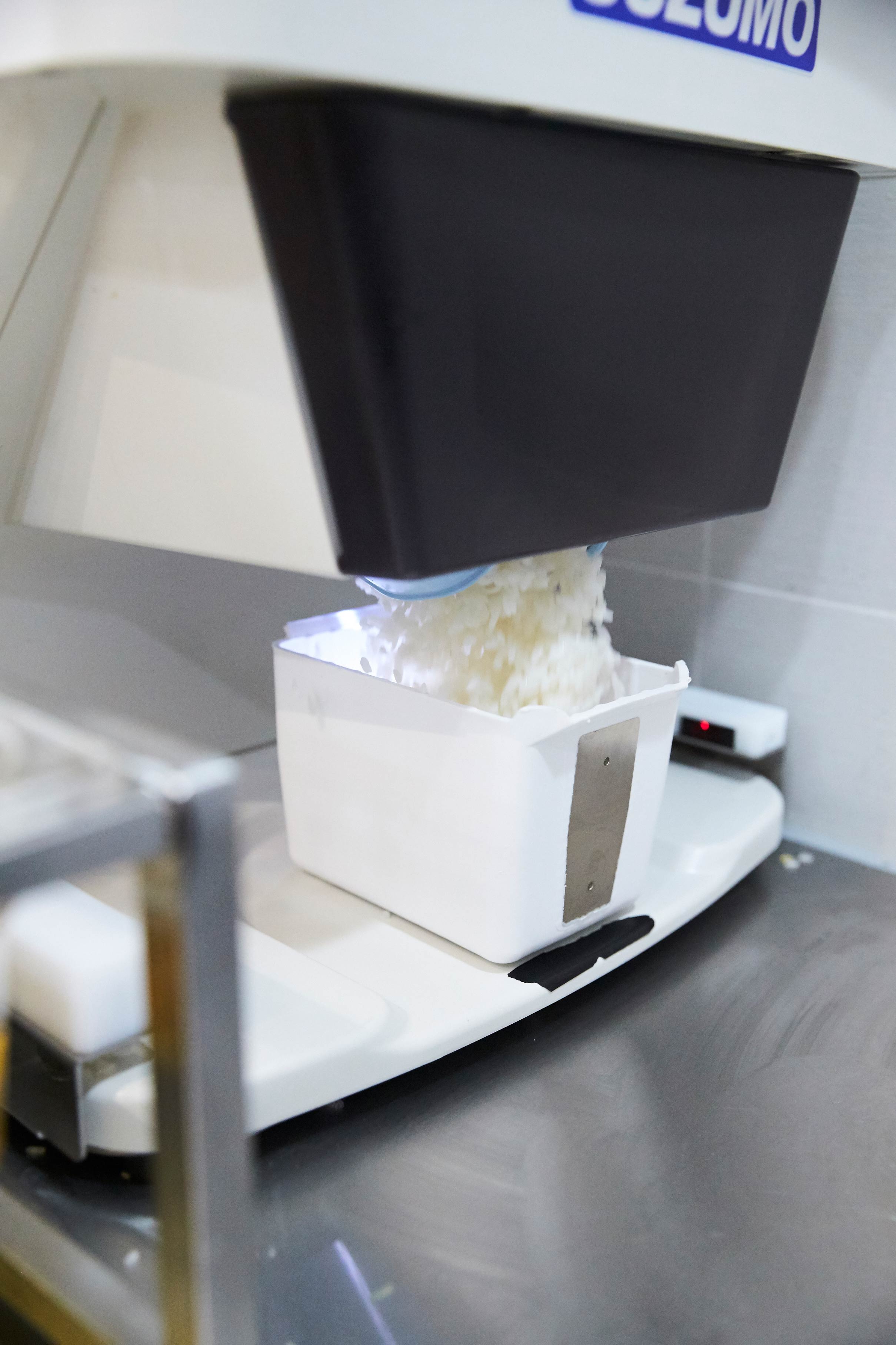 Yummy Fried Rice Cooked By Robots Under Two Minutes? Strange But True ...